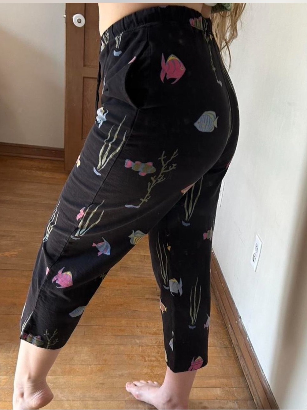 100% Cotton Tropical Fish Pants 🪸🐠 size: Medium